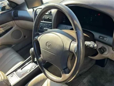 Toyota ARISTO  с аукциона в Японии