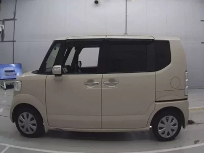 Honda N BOX PLUS