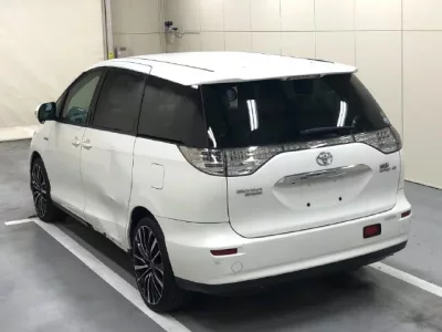 Toyota ESTIMA HYBRID