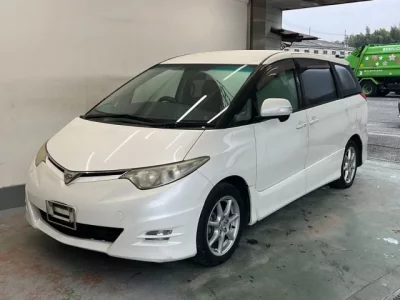 Toyota ESTIMA  с аукциона в Японии