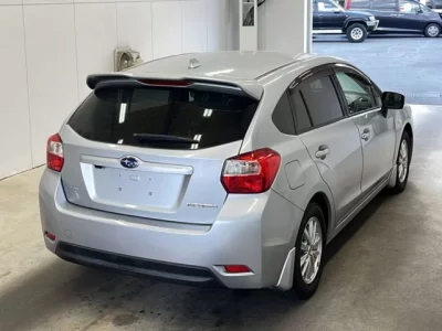 Subaru IMPREZA  с аукциона в Японии