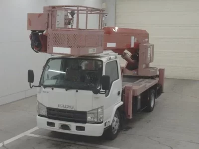 Isuzu ELF