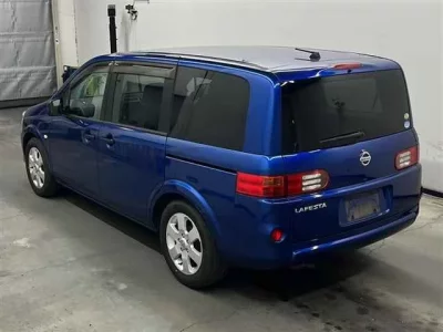 Nissan LAFESTA