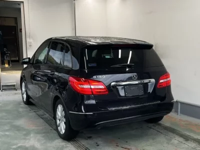 Mercedes-Benz B CLASS