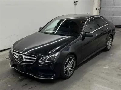Mercedes-Benz E CLASS  с аукциона в Японии