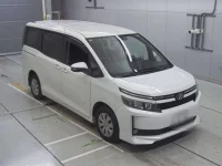 Toyota VOXY лот № 11086 оценка RA  с аукциона в Японии 4