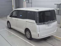 Toyota VOXY лот № 11086 оценка RA  с аукциона в Японии 5