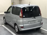 Toyota FUNCARGO лот № 1242 оценка 3.5  с аукциона в Японии 1