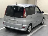 Toyota FUNCARGO лот № 1242 оценка 3.5  с аукциона в Японии 3