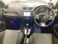 Suzuki SWIFT лот № 3403 оценка 3.5  с аукциона в Японии 2