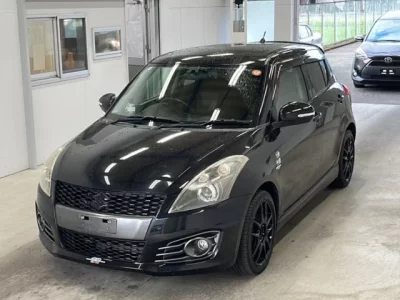 Suzuki SWIFT  с аукциона в Японии