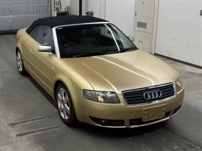 Audi A4  с аукциона в Японии