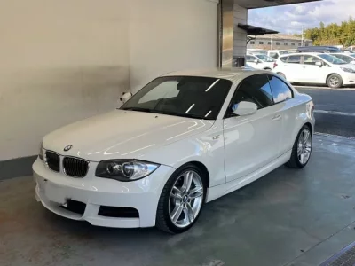BMW 1-Series  с аукциона в Японии