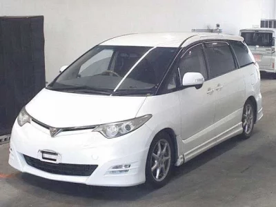 Toyota ESTIMA  с аукциона в Японии