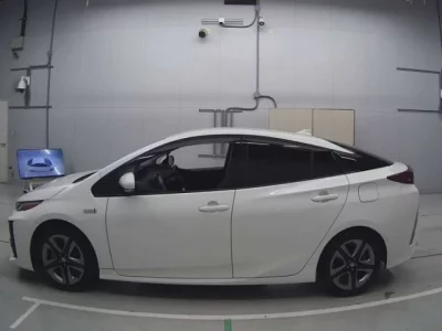 Toyota PRIUS PHV