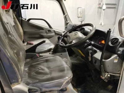 Hino DUTRO  с аукциона в Японии