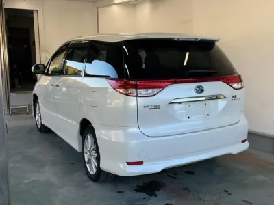 Toyota ESTIMA HYBRID