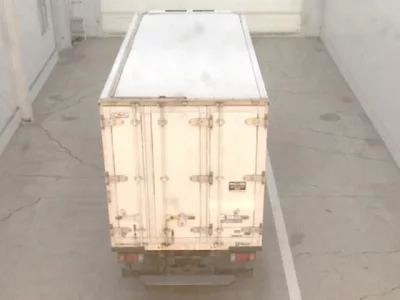 Isuzu ELF  с аукциона в Японии