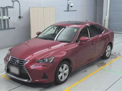 Lexus IS