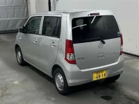 Mazda AZ WAGON лот № 90176 оценка 3.5  с аукциона в Японии 1