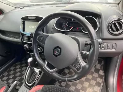 Renault LUTECIA  с аукциона в Японии