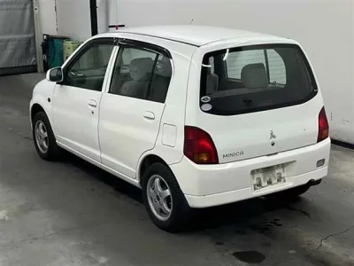 Mitsubishi MINICA