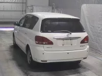 Toyota IPSUM лот № 1393 оценка 3.5  с аукциона в Японии 7