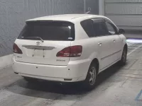 Toyota IPSUM лот № 1393 оценка 3.5  с аукциона в Японии 1