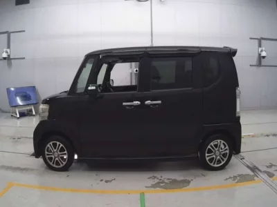 Honda N BOX PLUS