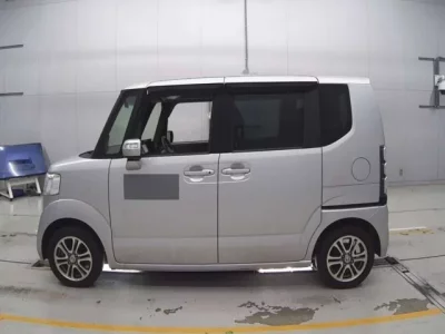 Honda N BOX PLUS