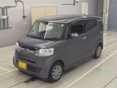 Honda N BOX SLASH