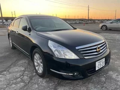 Nissan TEANA