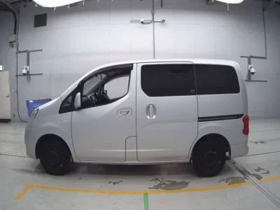 Nissan NV200  с аукциона в Японии