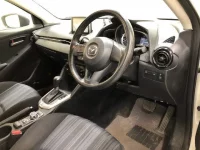 Mazda DEMIO лот № 3105 оценка 3.5  с аукциона в Японии 5