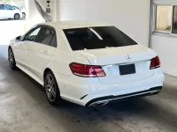 Mercedes-Benz E CLASS лот № 3527 оценка 4  с аукциона в Японии 4