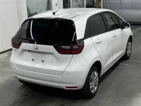 Honda FIT лот № 11131 оценка 3.5  с аукциона в Японии 4