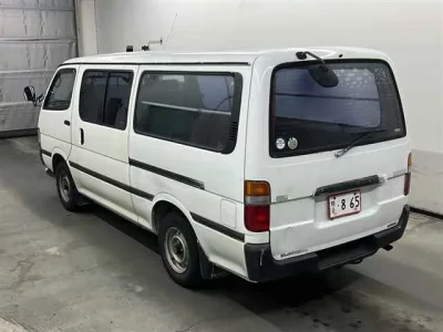 Toyota HIACE VAN  с аукциона в Японии