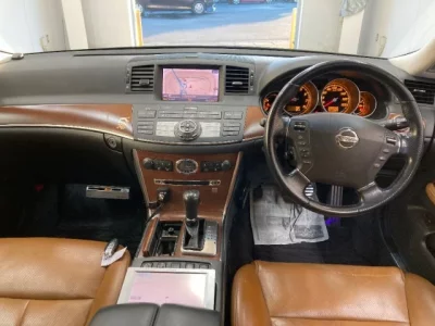 Nissan FUGA  с аукциона в Японии