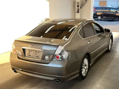 Nissan FUGA  с аукциона в Японии