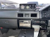 Mitsubishi DELICA WAGON лот № 80058 оценка X  с аукциона в Японии 5