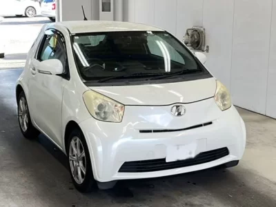 Toyota IQ