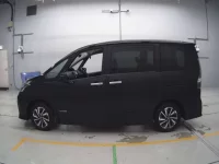 Nissan SERENA лот № 30577 оценка 4  с аукциона в Японии 3