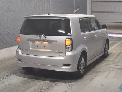 Toyota COROLLA RUMION  с аукциона в Японии