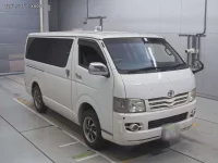 Toyota HIACE VAN лот № 40015 оценка R  с аукциона в Японии 4