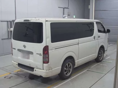 Toyota HIACE VAN  с аукциона в Японии