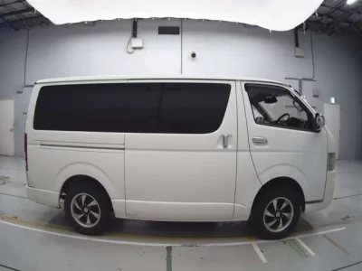 Toyota HIACE VAN  с аукциона в Японии