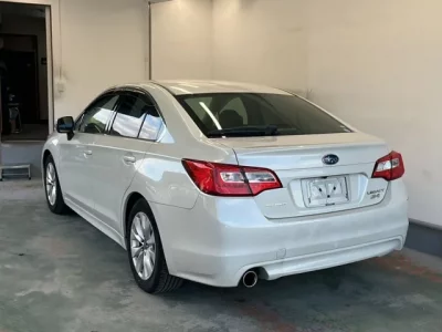 Subaru LEGACY B4