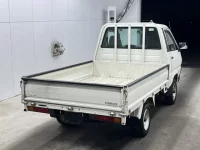 Toyota TOWN ACE TRUCK лот № 3607 оценка 3.5  с аукциона в Японии 1