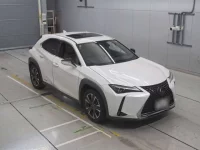 Lexus UX лот № 30599 оценка 4.5  с аукциона в Японии 4