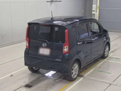 Daihatsu MOVE  с аукциона в Японии